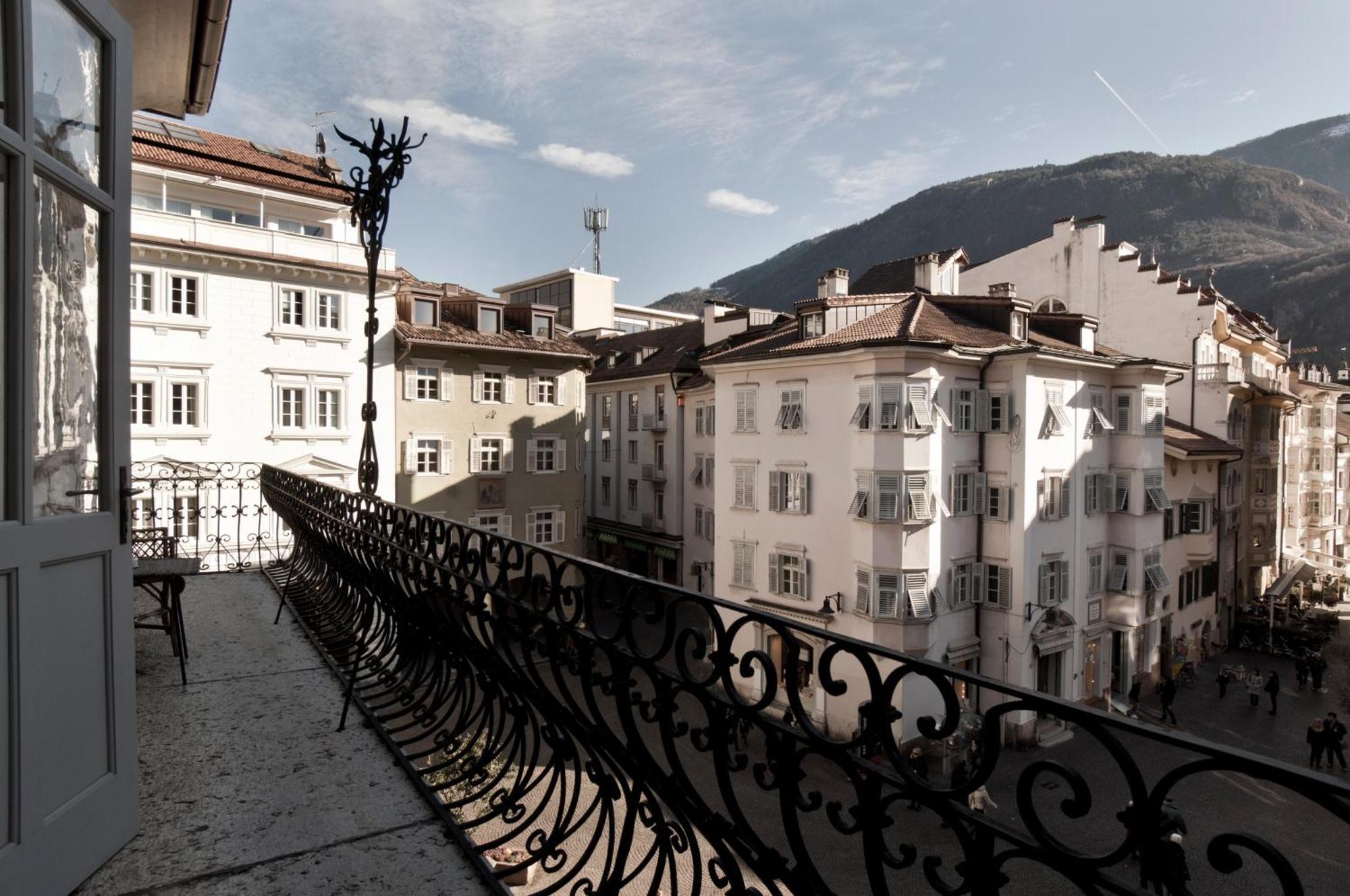 Residence Fink Central Apartments Bozen Exterior foto