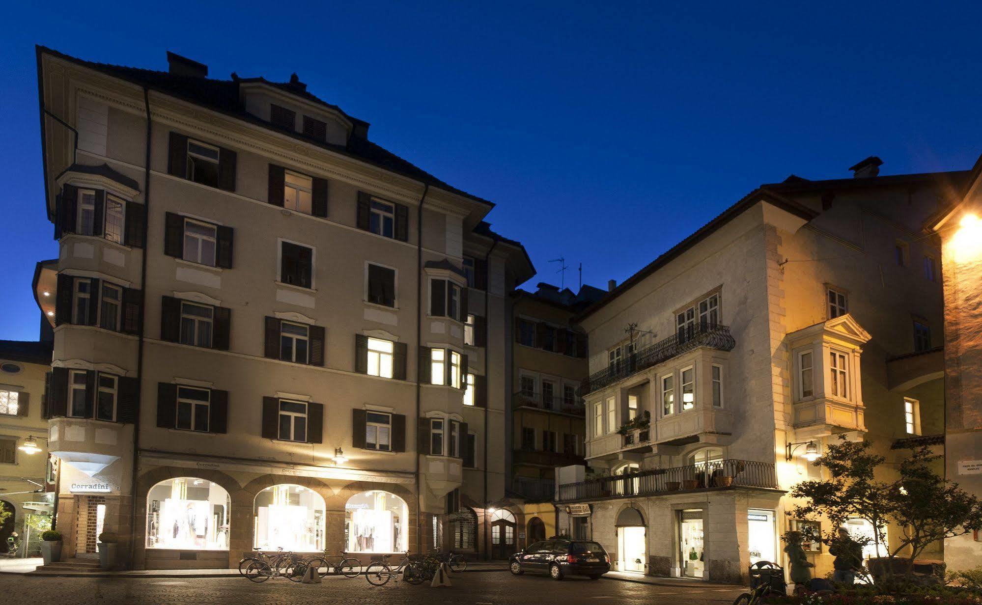 Residence Fink Central Apartments Bozen Exterior foto